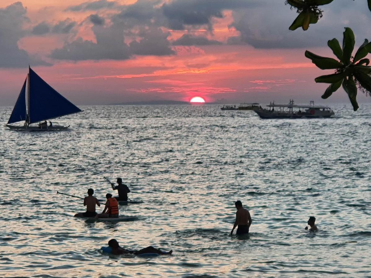 Cocoloco Beach Resort Manoc-Manoc Luaran gambar