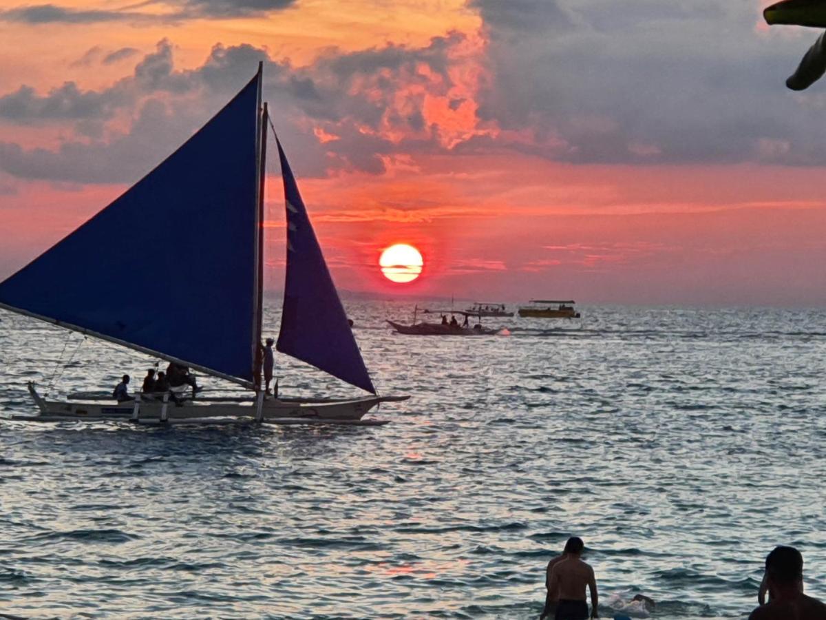 Cocoloco Beach Resort Manoc-Manoc Luaran gambar