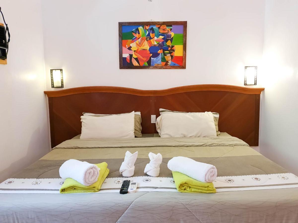 Cocoloco Beach Resort Manoc-Manoc Luaran gambar